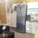 Little Brioni * Сечовле